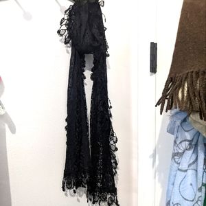 Black scarf
